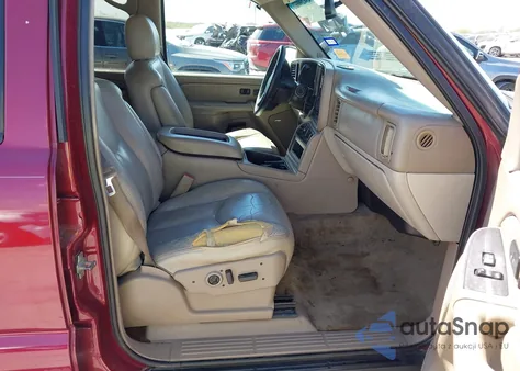 2005 Chevrolet Suburban 1500 Z71 из США, поврежденный, VIN 3GNEC16ZX5G223326